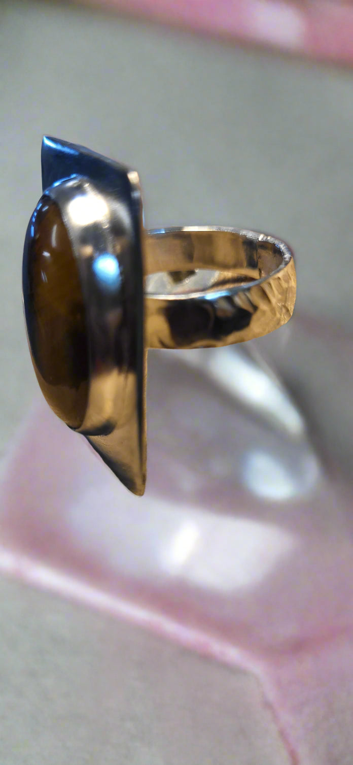 Eye on Ring