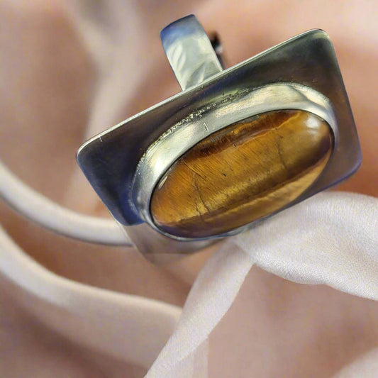 Eye on Ring
